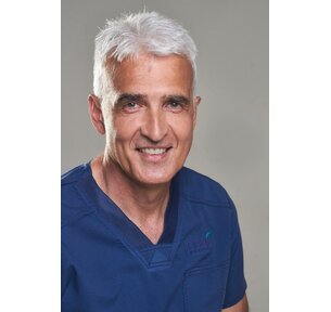 Prof. dr Rade Kosanović